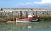 Barque au port de la flotte